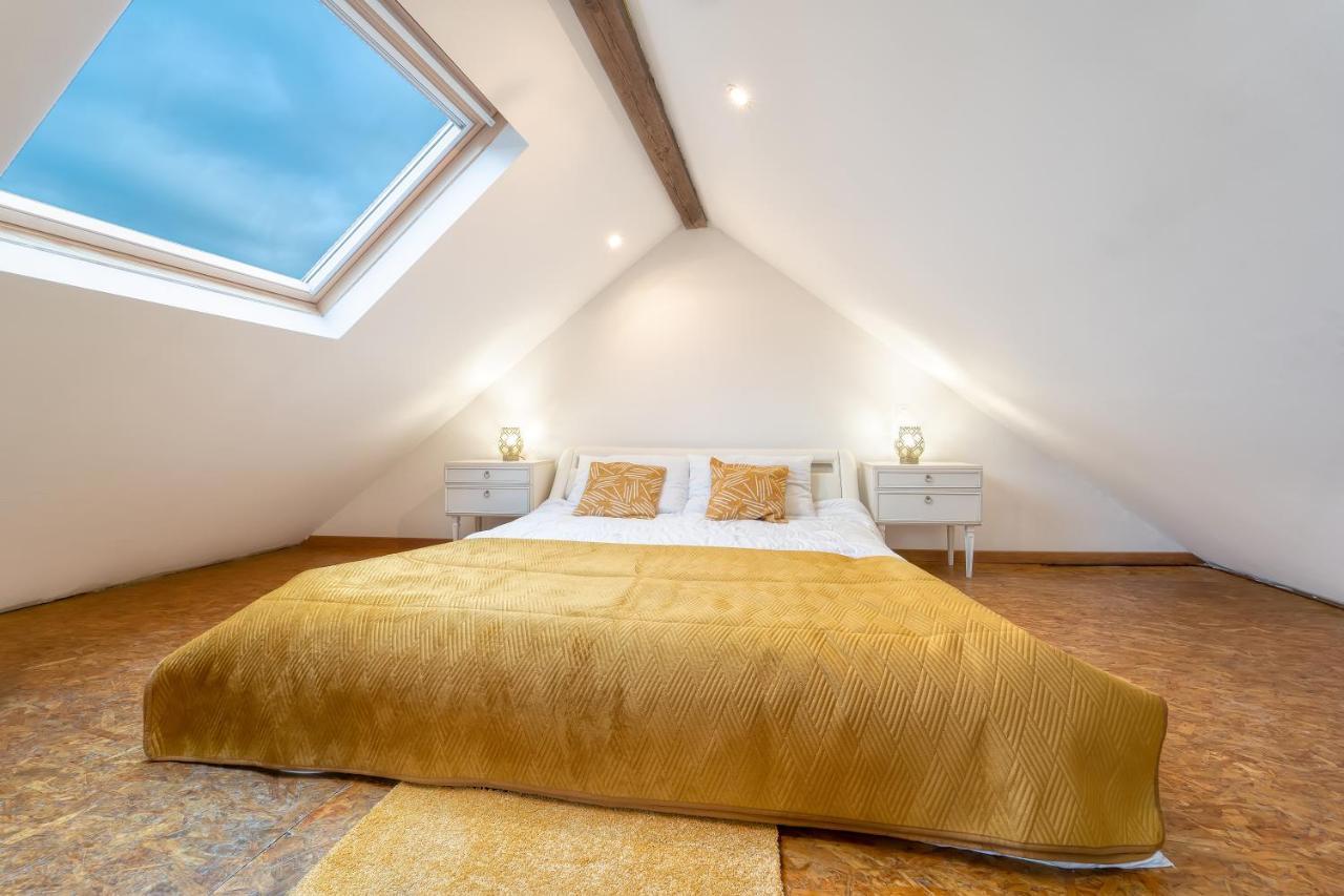 Sous Les Etoiles Metz Luxembourg Un-Sejour-A-Part Apartment Clouange Bagian luar foto